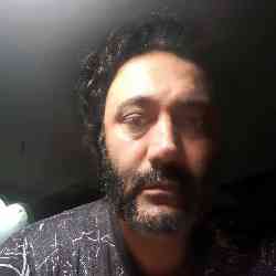 Single Iranian man in New York, New York, United States