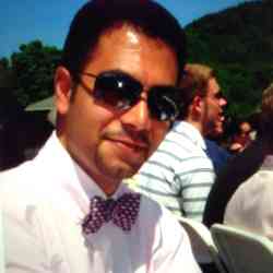 Single Iranian man in New York, New York, United States