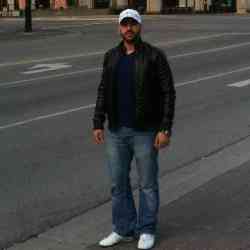 Single Iranian man in New York, New York, United States