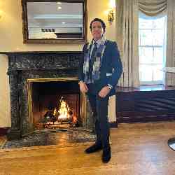 Single Iranian man in New York, New York, United States