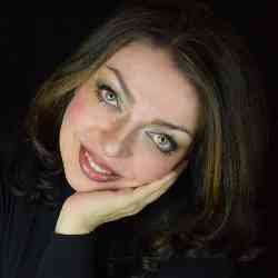 Single Iranian woman in Toronto, ON, Canada