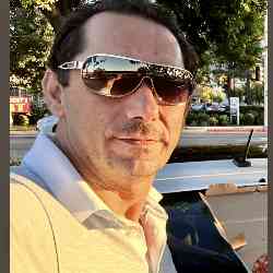 Single Iranian man in Los Angeles, California, United States