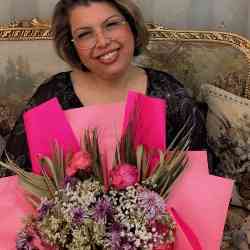 Single Iranian woman in London, England, United Kingdom