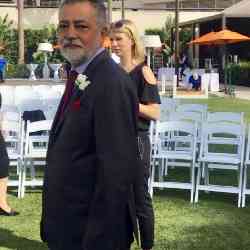 Single Iranian man in Irvine, California, United States