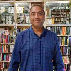 Single Iranian man in New York, New York, United States