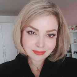 Single Iranian woman in Berlin, Berlin, Germany