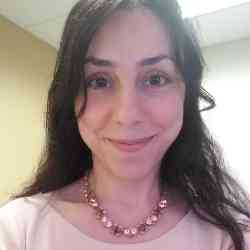 Single Iranian woman in New York, New York, United States