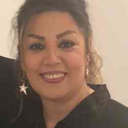 Single Iranian woman in Vancouver, British Columbia, Canada