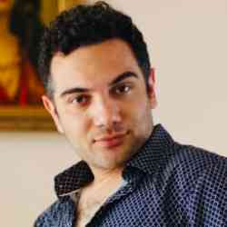 Single Iranian man in Irvine, California, United States