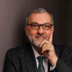 Single Iranian man in Berlin, Berlin, Germany