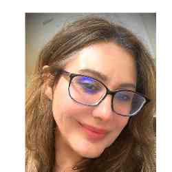 Single Iranian woman in Irvine, California, United States