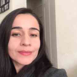 Single Iranian woman in New York, New York, United States