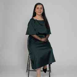 Single Iranian woman in New York, New York, United States