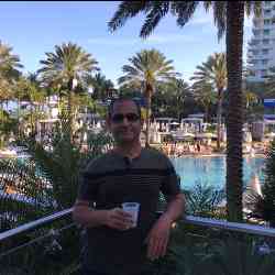 Single Iranian man in New York, New York, United States