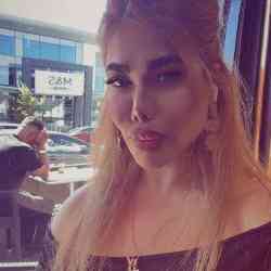 Single Iranian woman in London, UK, United Kingdom