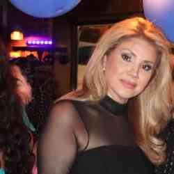 Single Iranian woman in Irvine, CA, United States