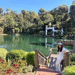 Single Iranian woman in Los Angeles, CA, United States