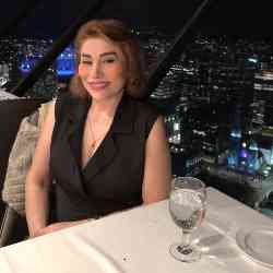Single Iranian woman in Vancouver, BC, Canada