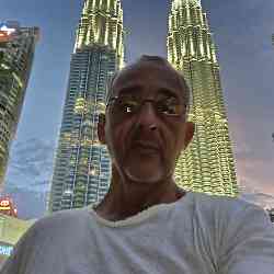 Single Iranian man in Berlin, Deutschland, Germany
