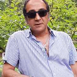 Single Iranian man in Paris, France, France