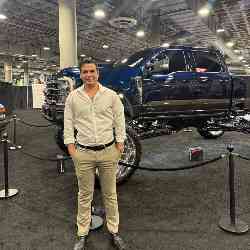 Single Iranian man in Los Angeles, California, United States