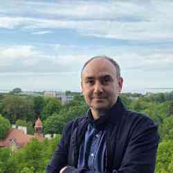 Single Iranian man in London, UK, United Kingdom