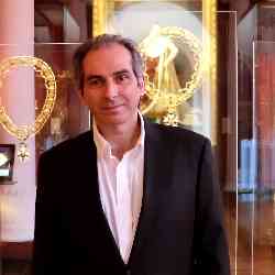 Single Iranian man in Paris, France, France