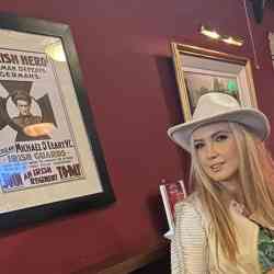 Single Iranian woman in Los Angeles, CA, United States