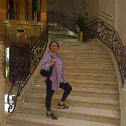 Single Iranian woman in New York, NY, United States