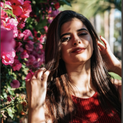 Single Iranian woman in Vancouver, BC, Canada