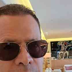 Single Iranian man in Paris, Frankrig, France