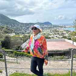 Single Iranian woman in Irvine, CA, United States