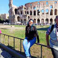 Single Iranian woman in London, UK, United Kingdom