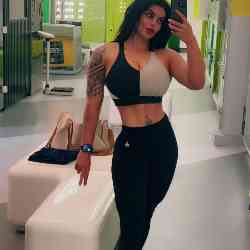 Single Iranian woman in London, UK, United Kingdom