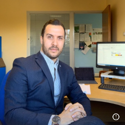 Single Iranian man in Southampton, UK, United Kingdom