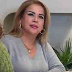 Single Iranian woman in London, UK, United Kingdom