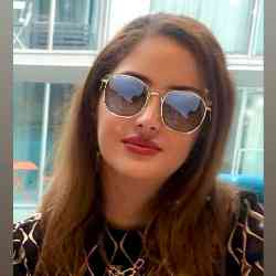 Single Iranian woman in London, UK, United Kingdom