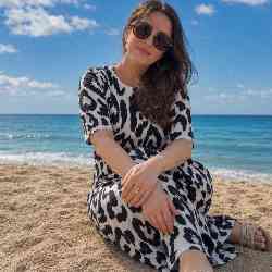 Single Iranian woman in London, UK, United Kingdom