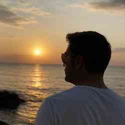 Single Iranian man in Toronto, Ontario, Canada