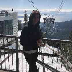 Single Iranian woman in Vancouver, BC, Canada