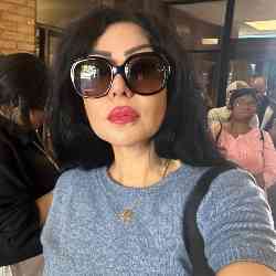 Single Iranian woman in Los Angeles, CA, United States