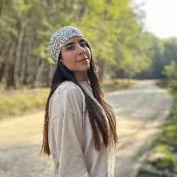 Single Iranian woman in Kalan, Tehran Province, Iran