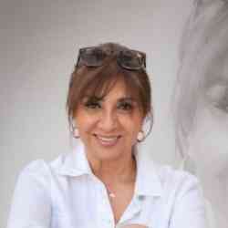 Single Iranian woman in Los Angeles, CA, United States