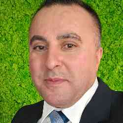 Single Iranian man in Frankfurt am Main, Deutschland, Germany