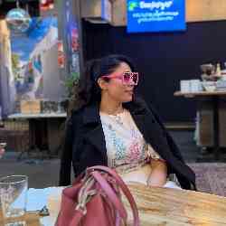 Single Iranian woman in Gothenburg, Sweden, Sweden