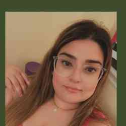 Single Iranian woman in Toronto, ON, Canada