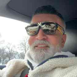 Single Iranian man in Berlin, Deutschland, Germany