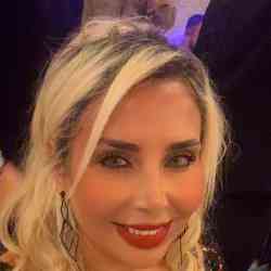 Single Iranian woman in Istanbul, İstanbul, Turkey