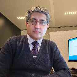 Single Iranian man in The Hague, Netherlands, Netherlands