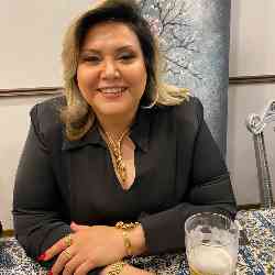 Single Iranian woman in Dorval, Québec, Canada